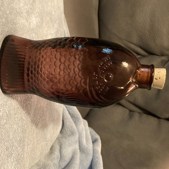 1920's Dr. Fisch’s Bitters-Wheaton Glass-Purple Amethyst Glass Fish Bottle-EUC - Picture 2 of 9